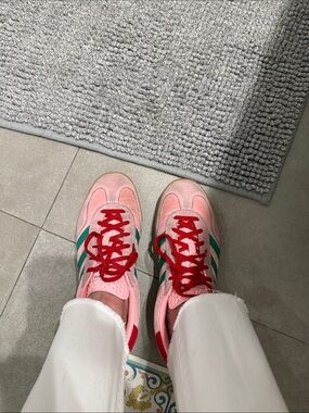 Adidas Gazelle Indoor shoes in Glow Pink with Court Green stripes and red laces